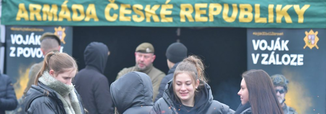 Armáda a složky IZS inspirovaly budoucí generace