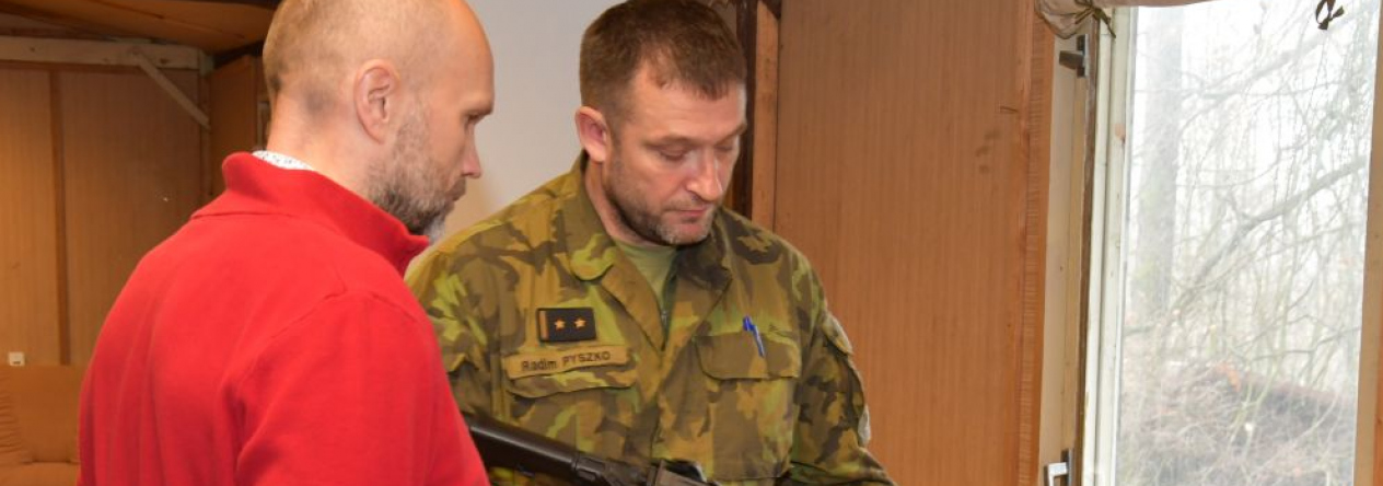 Hejtman Moravskoslezského kraje navštívil cvičící jednotky KVV Ostrava