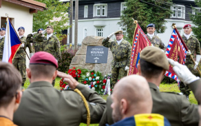 Památník skupiny Wolfram odhalen – hrdinství výsadkářů žije dál