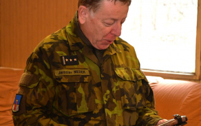 Hejtman Moravskoslezského kraje navštívil cvičící jednotky KVV Ostrava