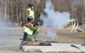 Vojáci aktivní zálohy 211. praporu územní obrany prověřili svou připravenost ve Vojenském výcvikovém prostoru na Libavé