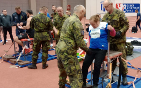 pomoc vojáků z aktivní záloze sportovcům se zdravotním handicapem