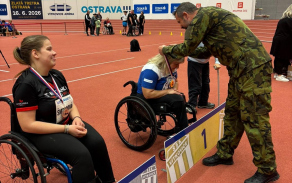 pomoc vojáků z aktivní záloze sportovcům se zdravotním handicapem