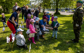 20220505_pamatnik_park_ms_kraj_jz_2127.jpg