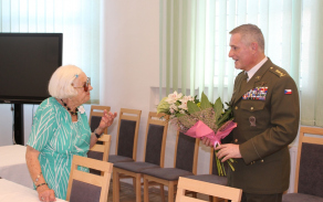 Válečná veteránka oslavila 100 let