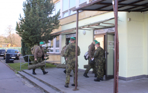 Vojáci přijeli pomáhat do domova pro seniory Slezská Humanita v Karviné