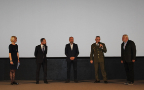Na závěr dokumentární film zhodnotili VIP hosté