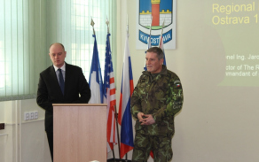Přednášku zahájil ředitel KVV Ostrava společně s generálním konzulem Polské republiky